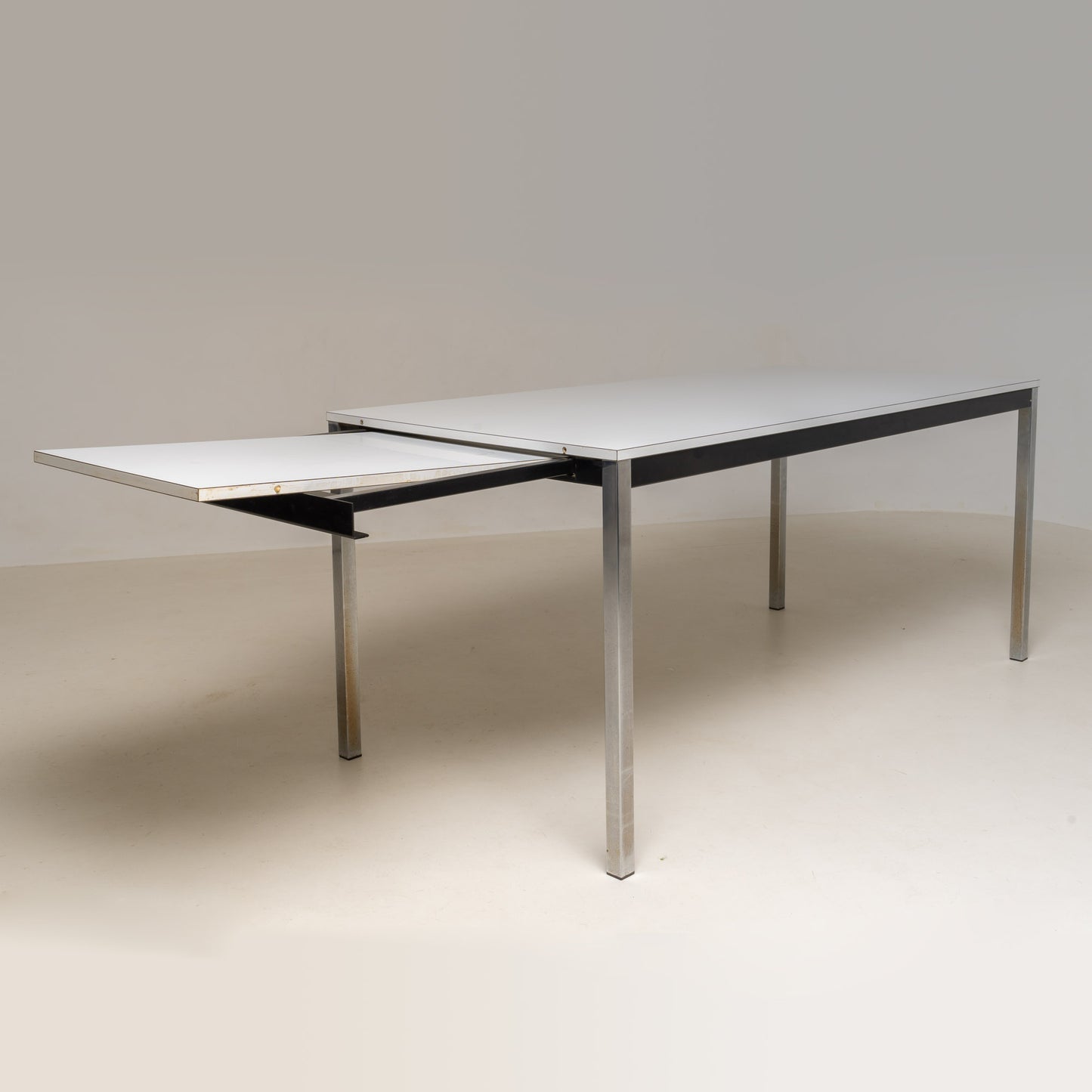 MARTIN VISSER TAFEL, SPECTRUM, JAREN '60